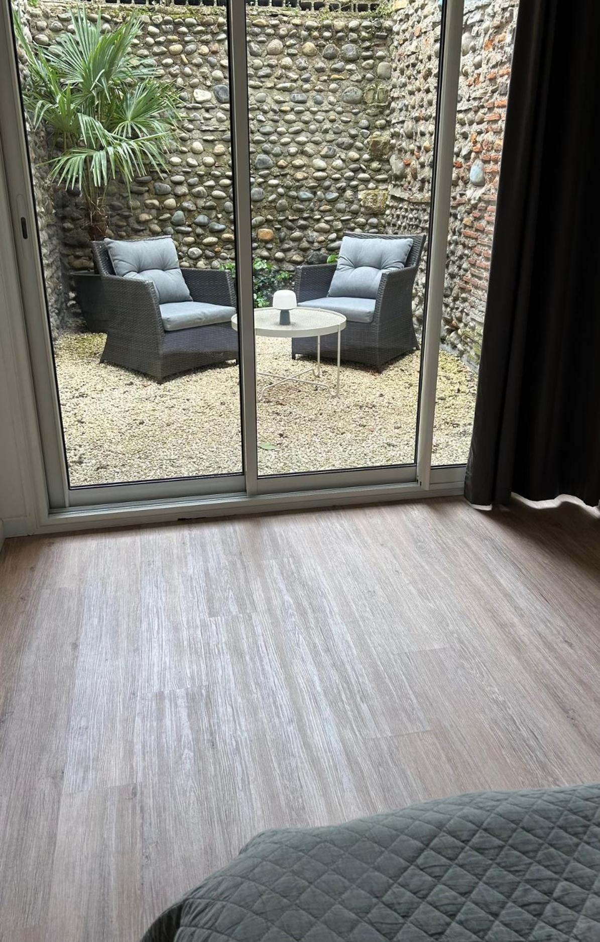 Le Patio : Appartement Chic 3 Chambres Au Coeur De Pau Exterior foto